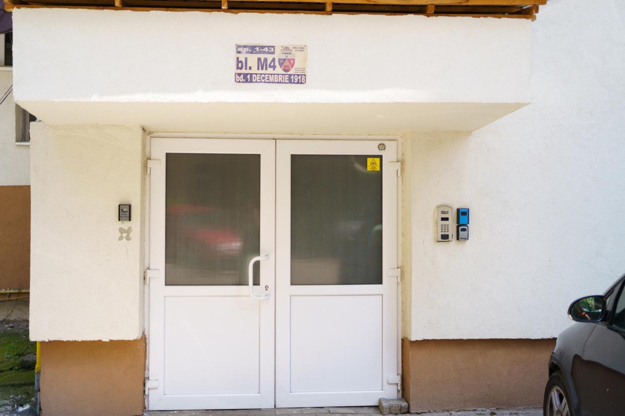 Pasiro Aparthotel Alba Iulia Ngoại thất bức ảnh